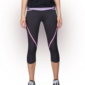 Lululemon Run Pace Crop Leggings Black Pink Size 6 NWT